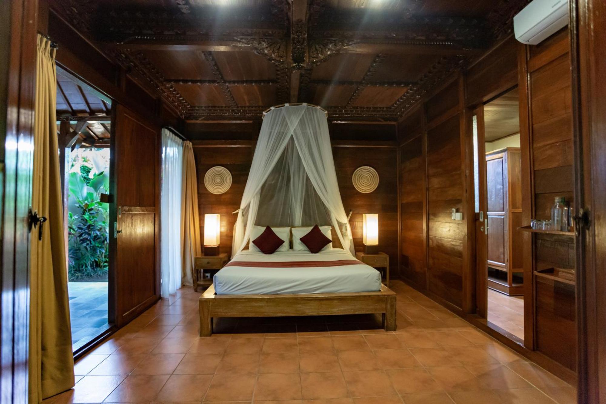 Heaven Sayan Villa *